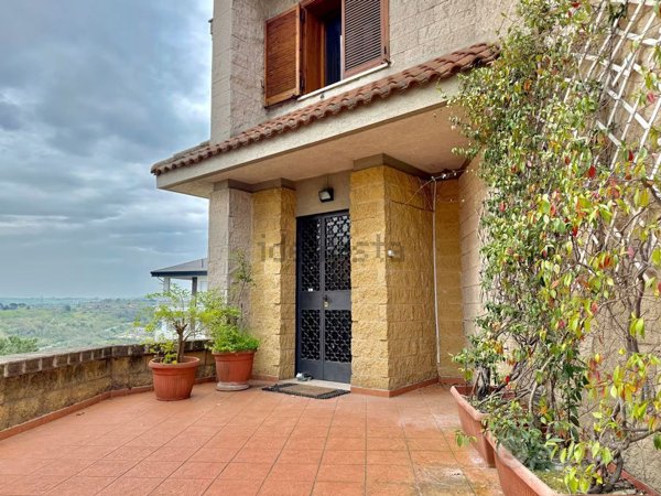 casa indipendente in vendita a Benevento