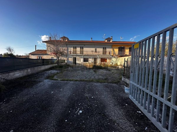 casa indipendente in vendita a Benevento
