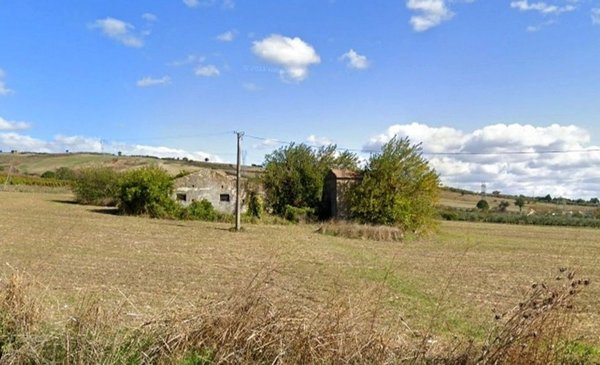 casale in vendita a Benevento in zona La Francesca