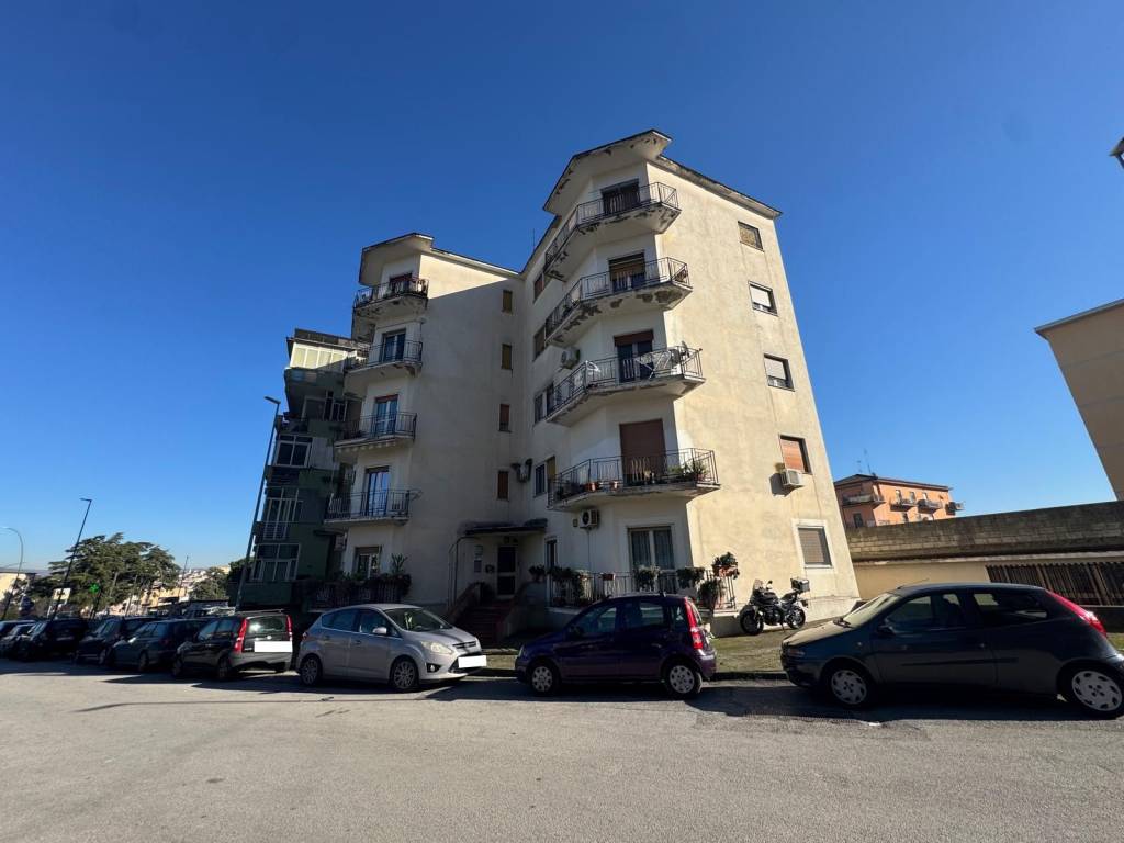 appartamento in vendita a Benevento in zona Libertà