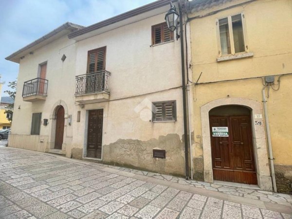 casa indipendente in vendita a Benevento