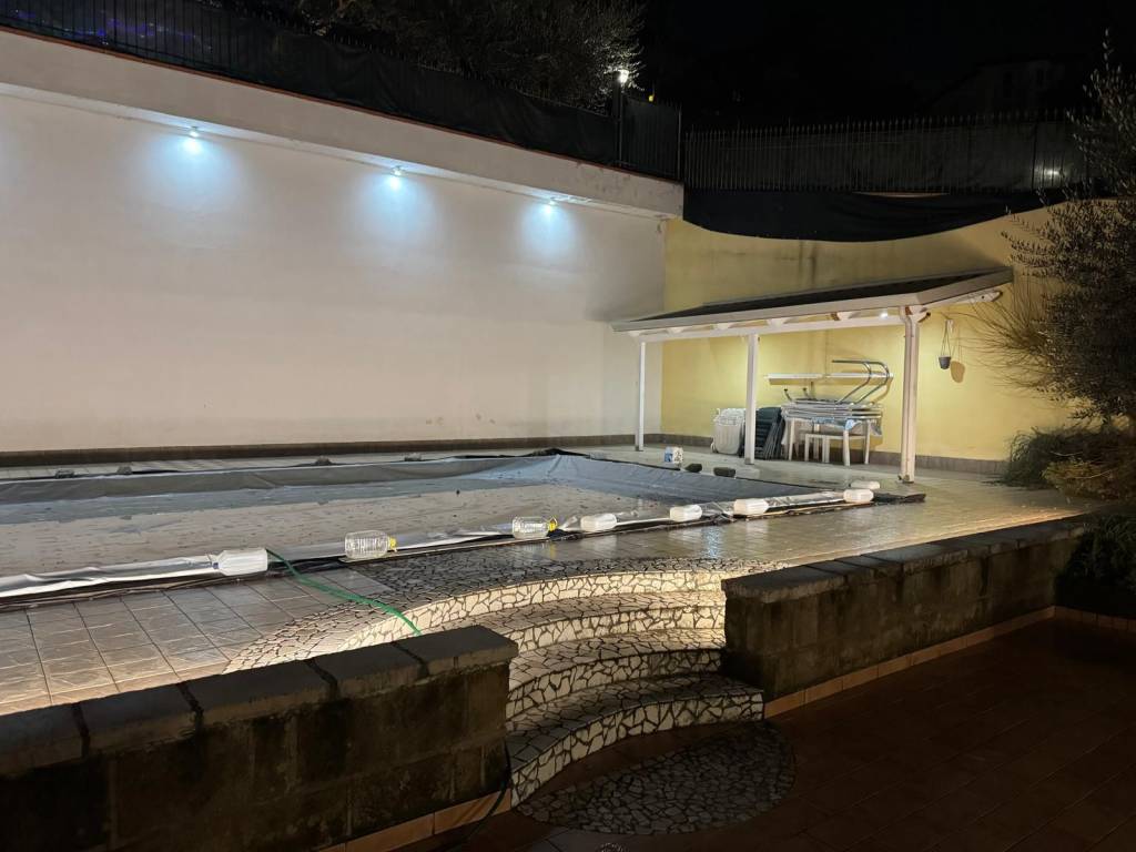 casa indipendente in vendita a Benevento in zona Centro Storico