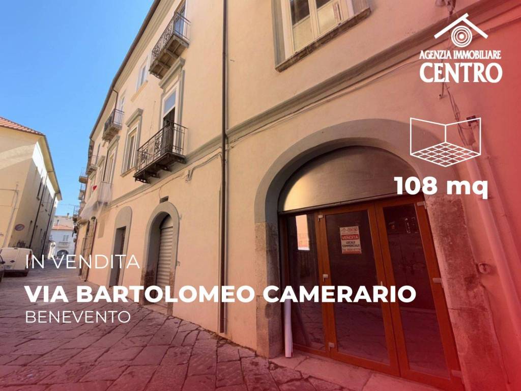 negozio in vendita a Benevento in zona Centro Storico