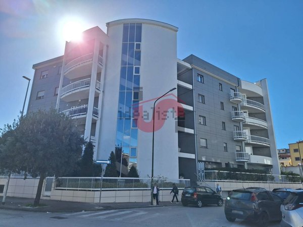 appartamento in vendita a Benevento in zona Ferrovia