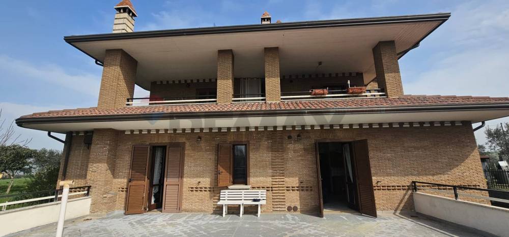 casa indipendente in vendita a Benevento