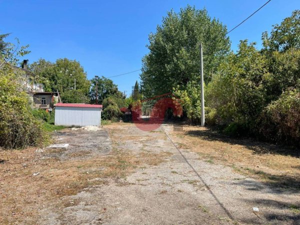 intera palazzina in vendita a Benevento in zona Cellarulo