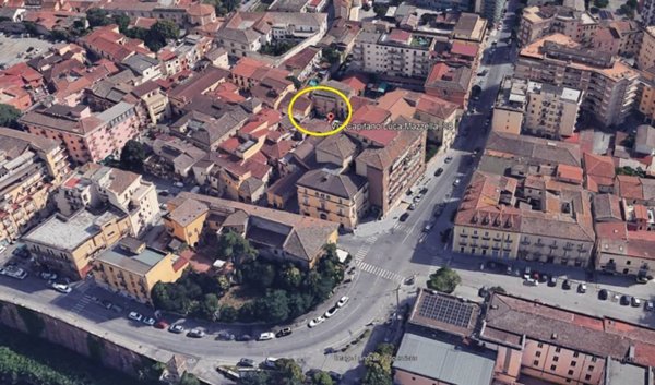 locale commerciale in vendita a Benevento