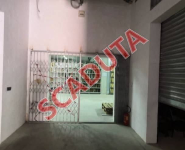 locale commerciale in vendita a Benevento