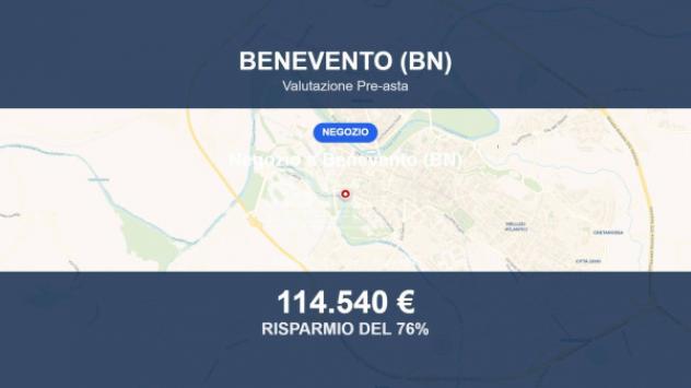 negozio in vendita a Benevento in zona Centro Storico