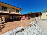 casa indipendente in vendita a Benevento