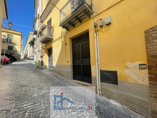 appartamento in vendita a Benevento in zona Centro Storico