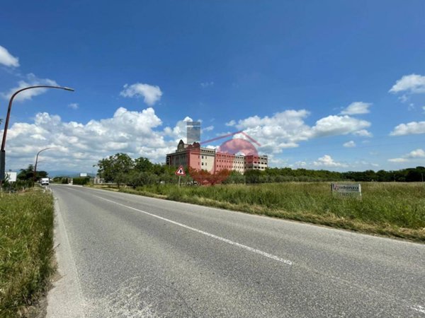 terreno edificabile in vendita a Benevento in zona Ponte Tavole