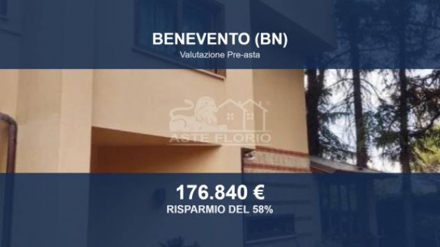 casa indipendente in vendita a Benevento in zona Pacevecchia