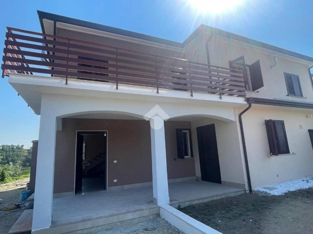 casa indipendente in vendita a Benevento