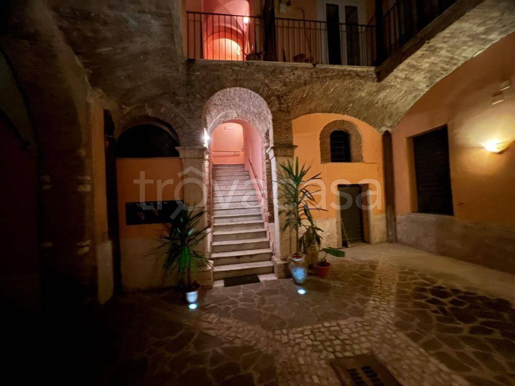 appartamento in vendita a Benevento in zona Centro Storico