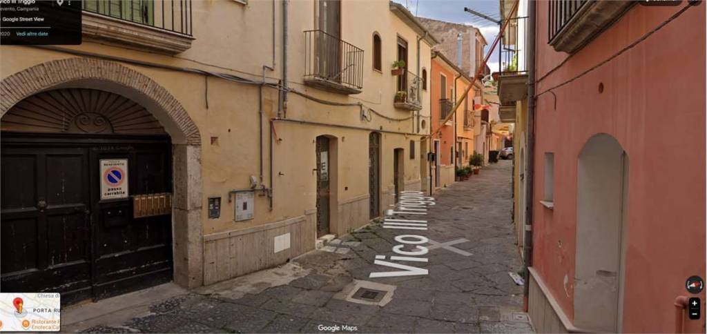 negozio in vendita a Benevento in zona Porta Rufina