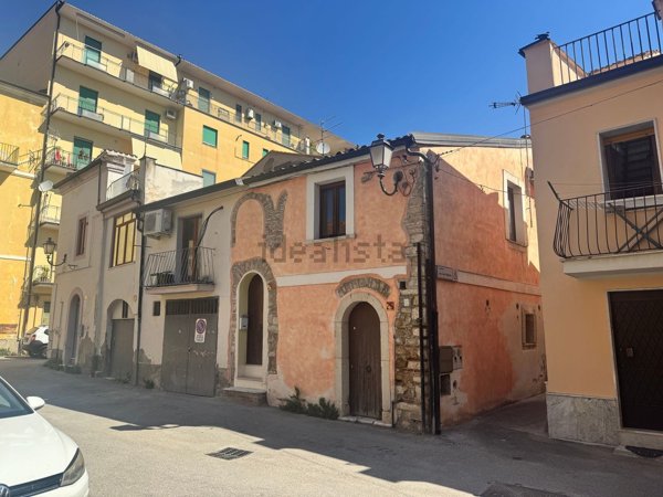 appartamento in vendita a Benevento in zona Centro Storico