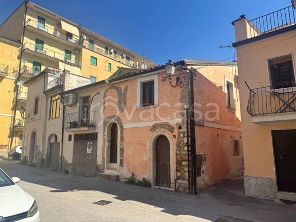 appartamento in vendita a Benevento in zona Centro Storico