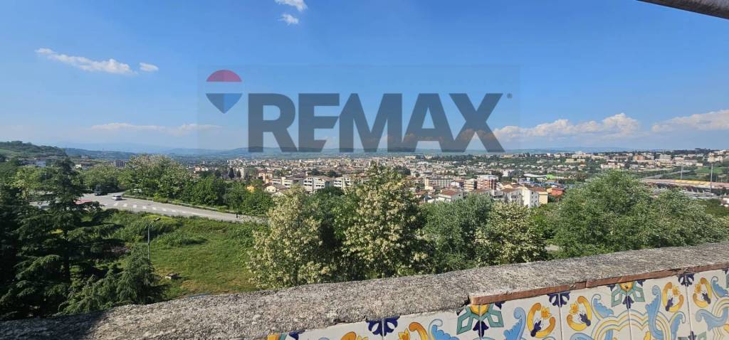 appartamento in vendita a Benevento in zona Libertà