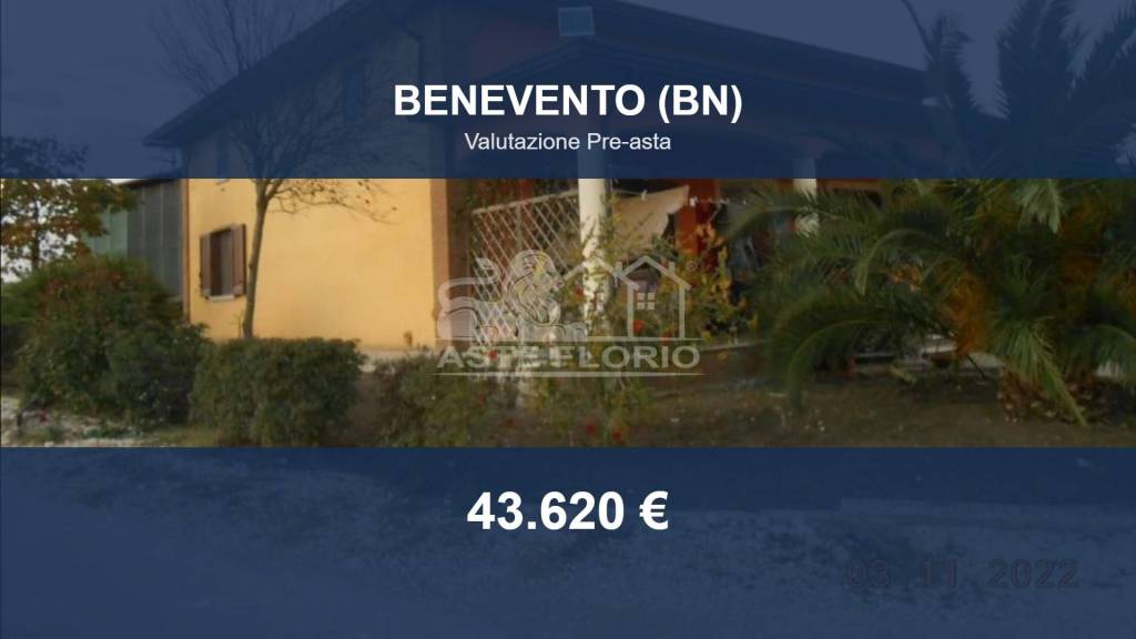 casa indipendente in vendita a Benevento in zona Centro Storico
