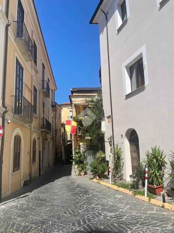 appartamento in vendita a Benevento in zona Centro Storico