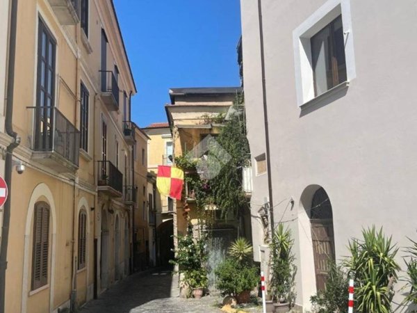 appartamento in vendita a Benevento in zona Centro Storico