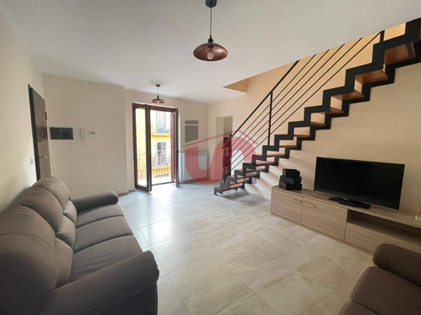 casa semindipendente in vendita a Benevento in zona Centro Storico