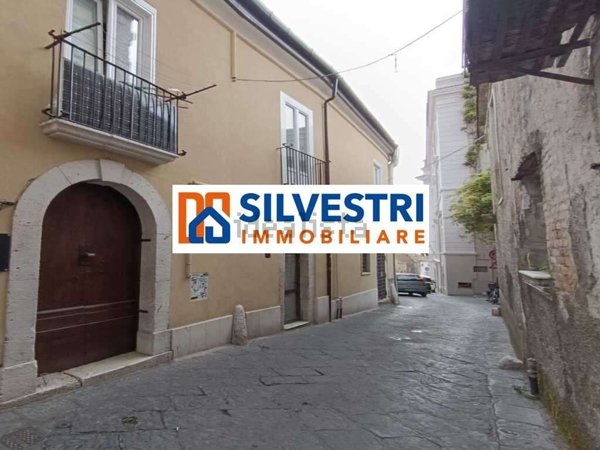 appartamento in vendita a Benevento in zona Centro Storico
