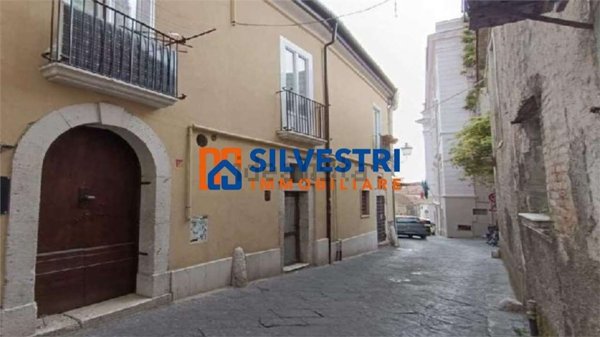 appartamento in vendita a Benevento in zona Centro Storico