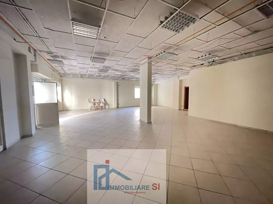locale commerciale in vendita a Benevento