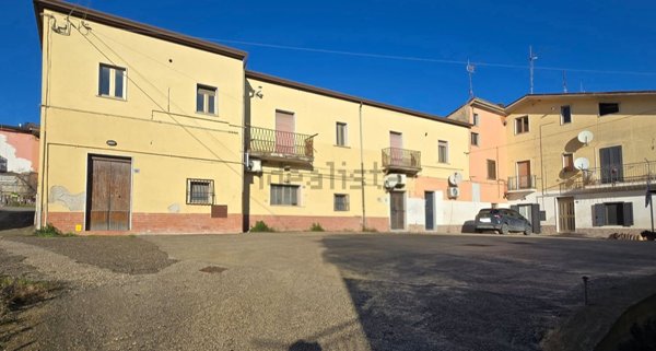 appartamento in vendita a Benevento in zona Epitaffio