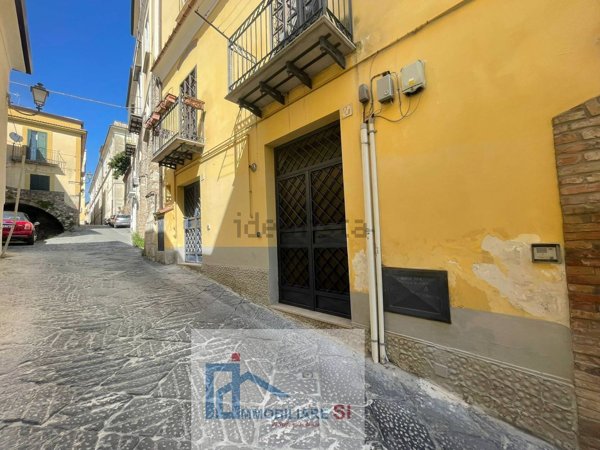 appartamento in vendita a Benevento in zona Centro Storico