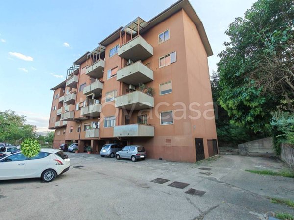appartamento in vendita a Benevento in zona Pacevecchia