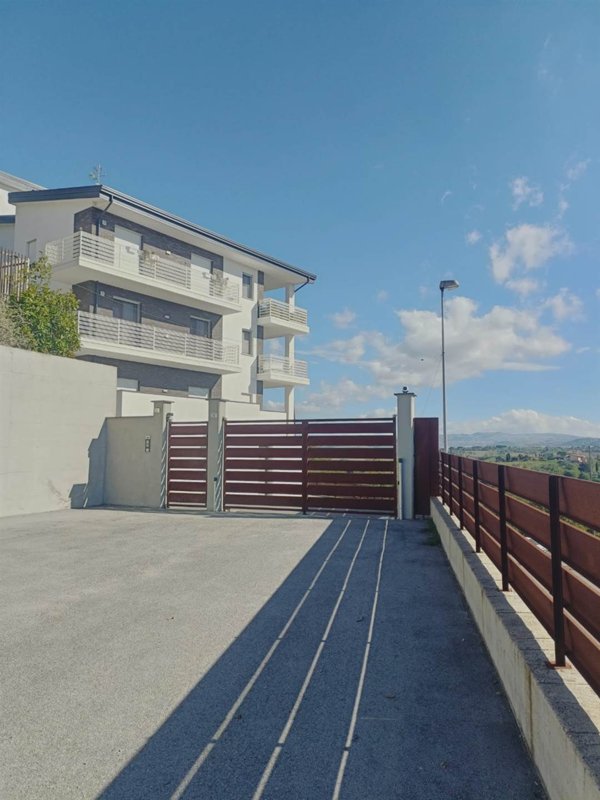 appartamento in vendita a Benevento in zona Pacevecchia