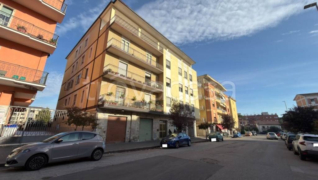 appartamento in vendita a Benevento in zona Libertà