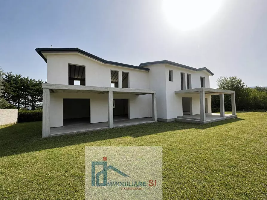 casa indipendente in vendita a Benevento in zona Pacevecchia