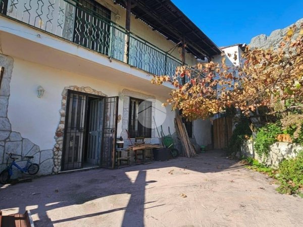 casa indipendente in vendita a Bonea