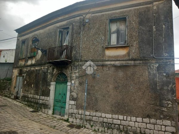 casa semindipendente in vendita a Bonea