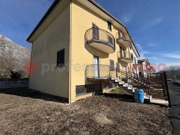 casa indipendente in vendita a Bonea