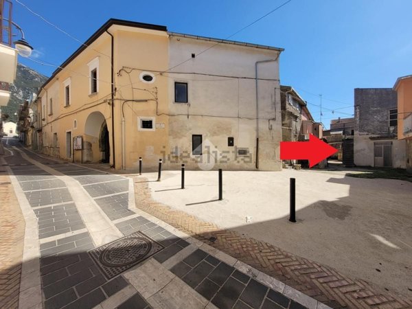 casa indipendente in vendita a Bucciano in zona Pastorano