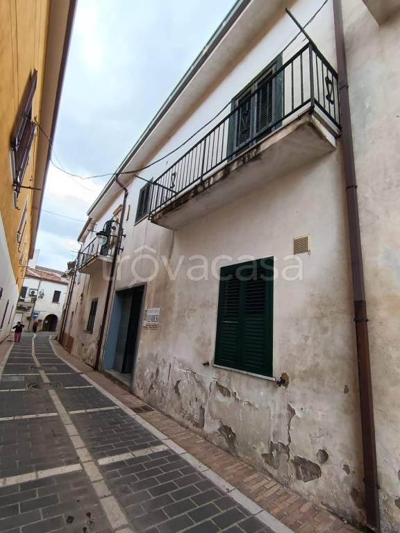 casa indipendente in vendita a Bucciano
