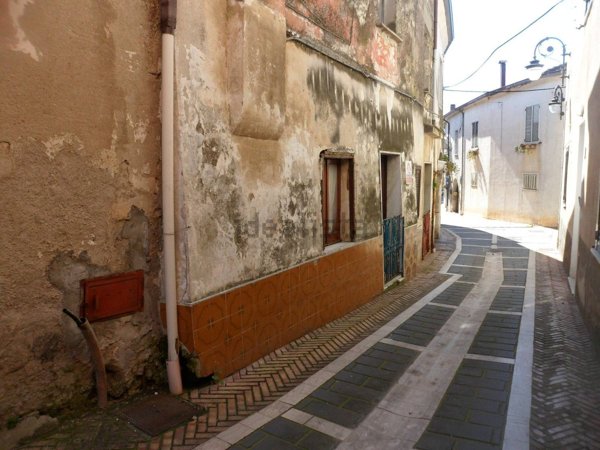 appartamento in vendita a Bucciano in zona Pastorano