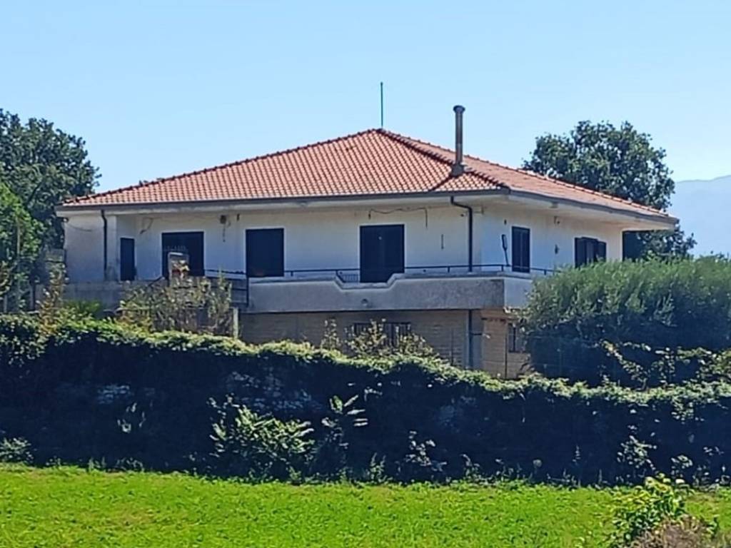 casa indipendente in vendita a Bucciano in zona Pastorano