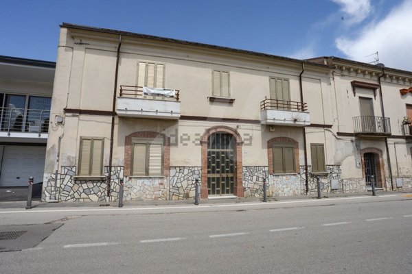 quadrivano in vendita a Calvi