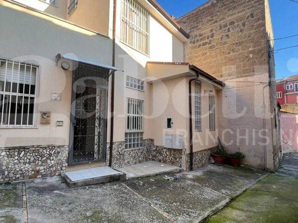 casa indipendente in vendita a Calvi