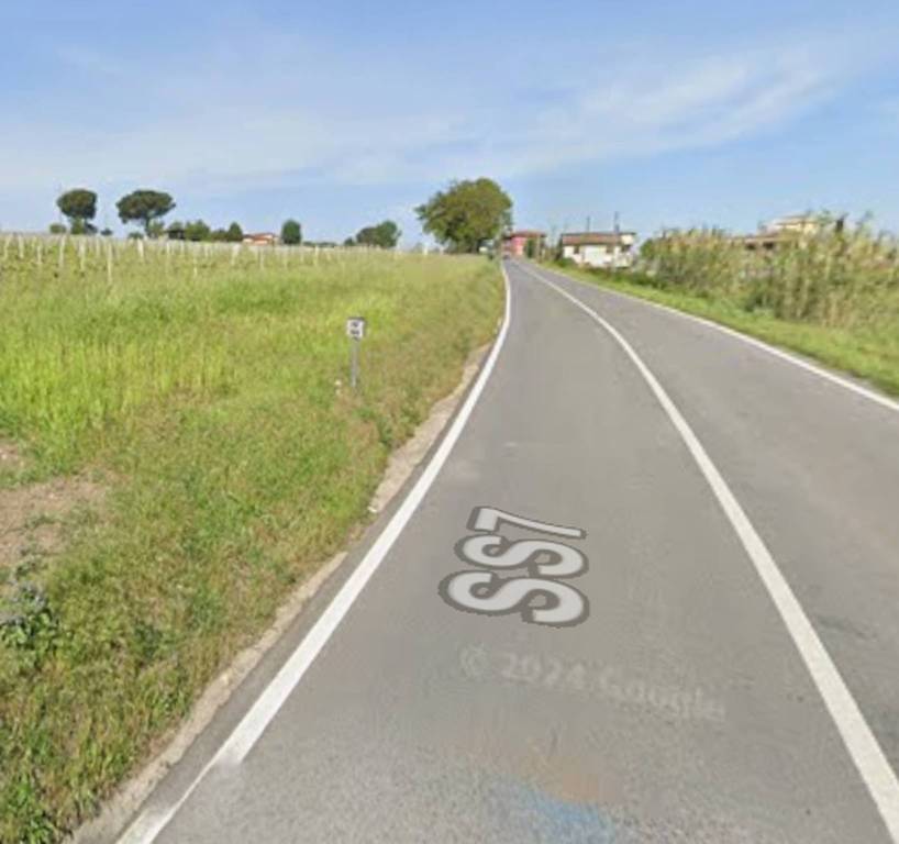 locale commerciale in vendita a Calvi