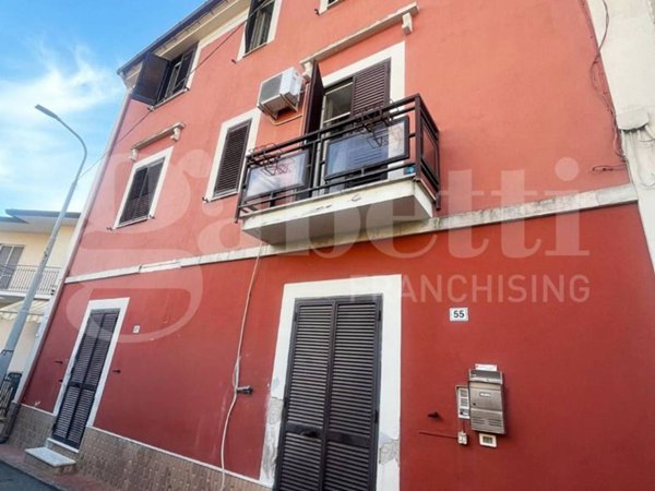 casa indipendente in vendita a Calvi