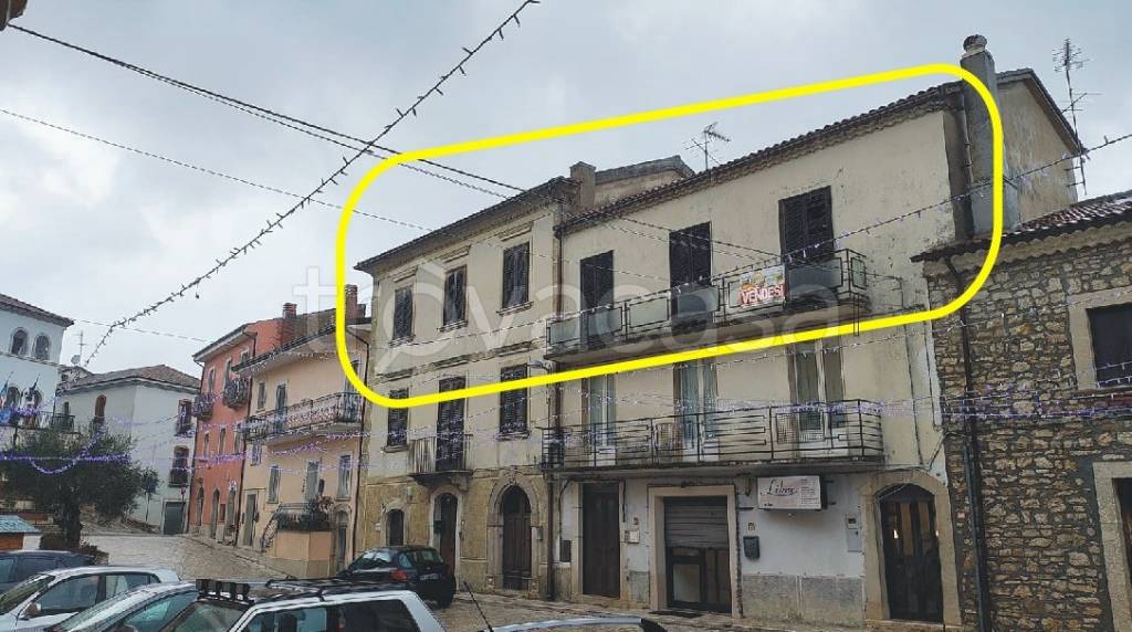 appartamento in vendita a Campolattaro