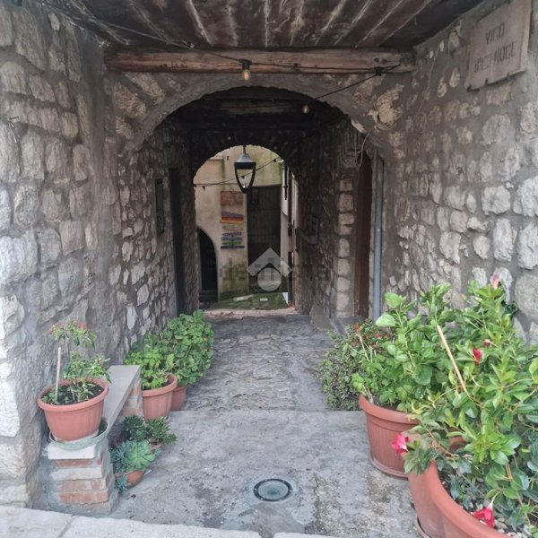 appartamento in vendita a Campoli del Monte Taburno