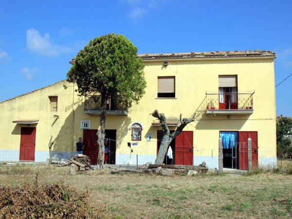 casa indipendente in vendita a Casalduni in zona Casale